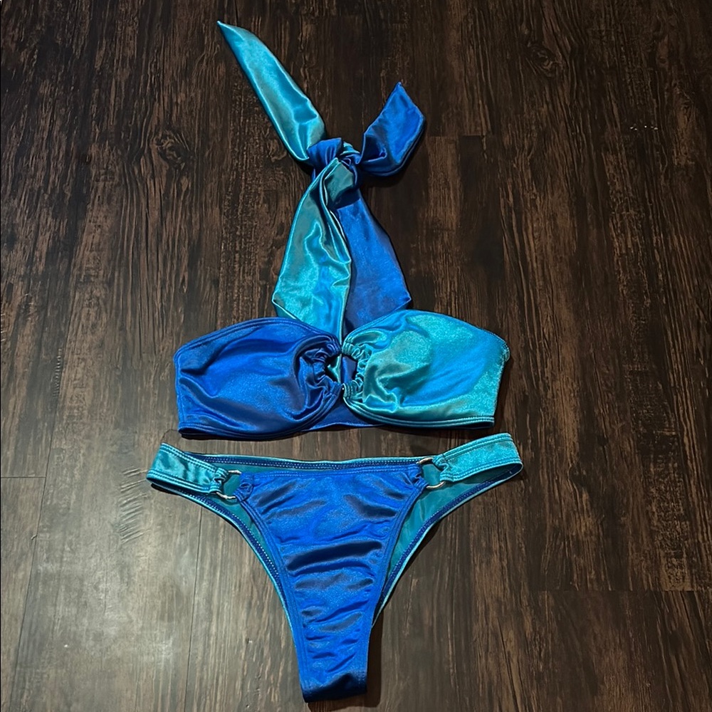 SHEIN Blue Halter Bikini Set